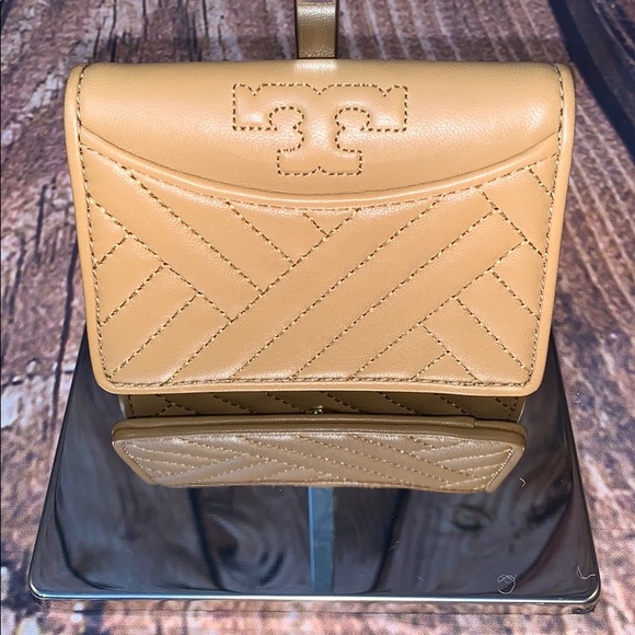 Tory Burch Handbags - Tory Burch- Alexa Foldable Mini Wallet